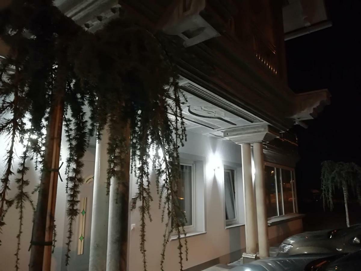 Vila Lemic Postojna Exterior foto