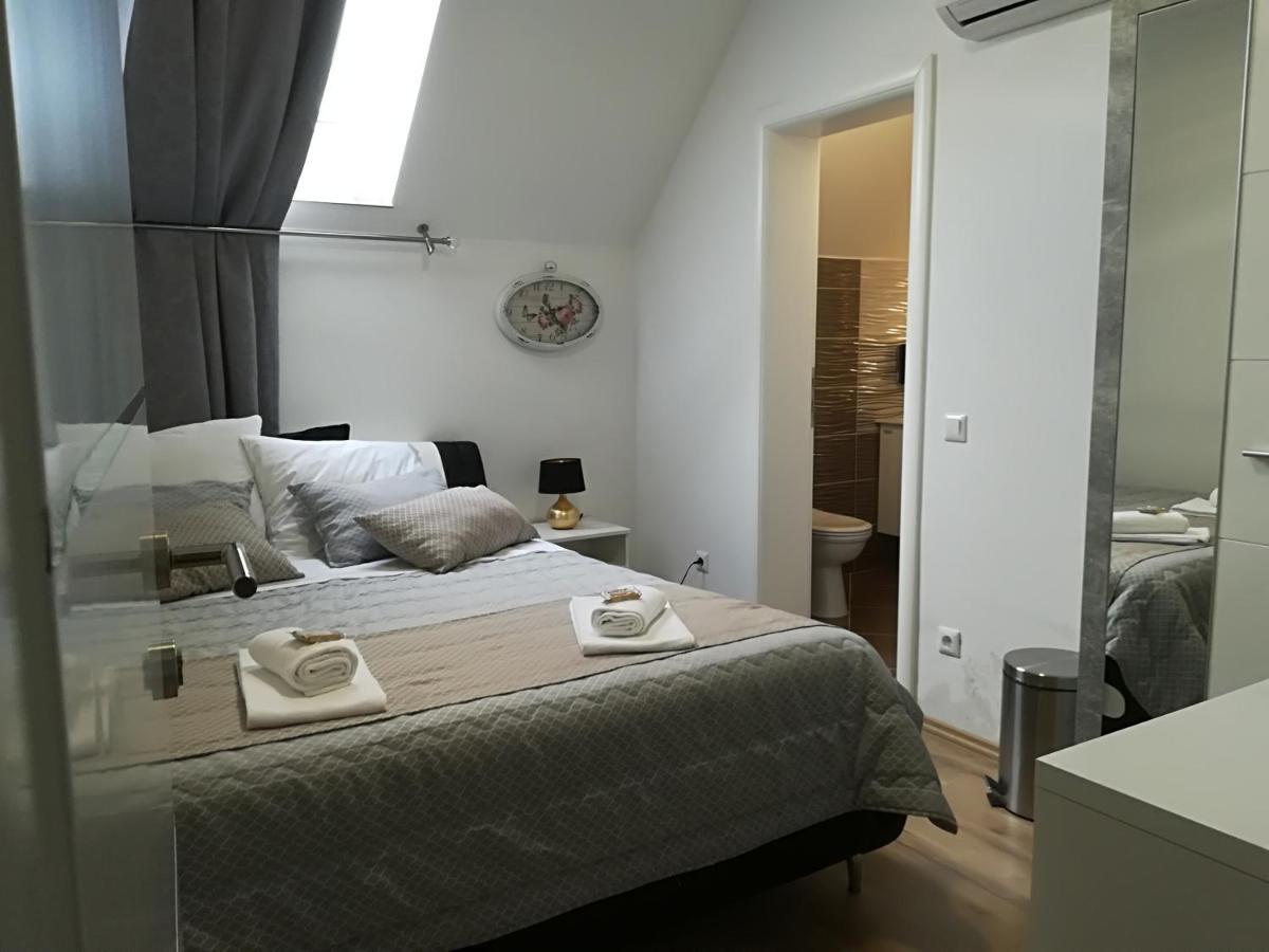 Vila Lemic Postojna Exterior foto